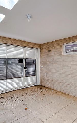 Casa à venda com 110m², 3 quartos e 1 vagaGaragem