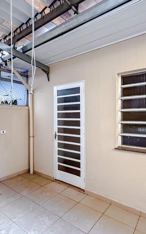 Casa à venda com 110m², 3 quartos e 1 vagaÁrea de Serviço