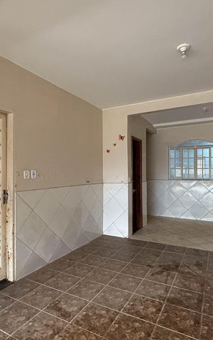 Casa para alugar com 300m², 4 quartos e 3 vagas Casa para alugar com 300m², 4 quartos e 3 vagasGaragem