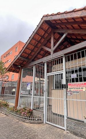 Apartamento à venda com 56m², 2 quartos e 1 vagaFachada + plaquinha
