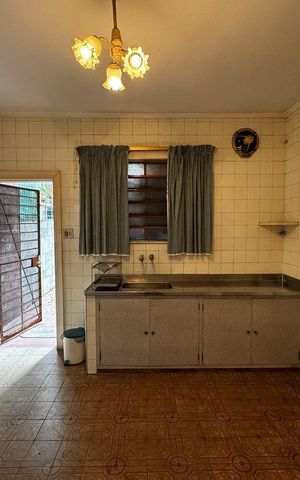 Casa à venda com 130m², 3 quartos e sem vaga