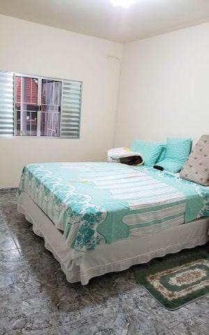 Casa à venda com 162m², 3 quartos e 5 vagas