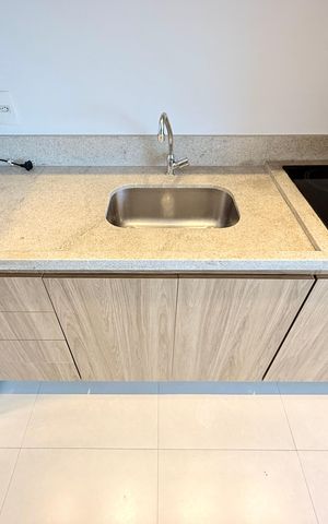 Studio à venda com 38m², 1 quarto e 1 vaga Studio à venda com 38m², 1 quarto e 1 vagaCozinha