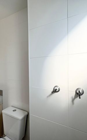 Apartamento à venda com 49m², 2 quartos e 1 vaga Apartamento à venda com 49m², 2 quartos e 1 vagaBanheiro da Suíte