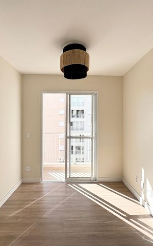 Apartamento à venda com 49m², 2 quartos e 1 vaga Apartamento à venda com 49m², 2 quartos e 1 vagaSala