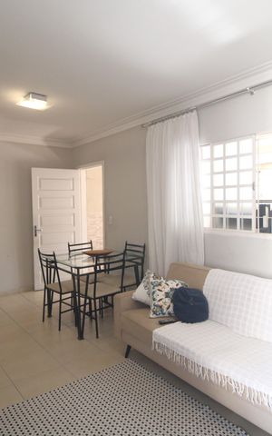 Casa à venda com 100m², 3 quartos e 2 vagasSala