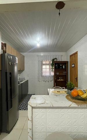 Casa à venda com 60m², 2 quartos e 2 vagas