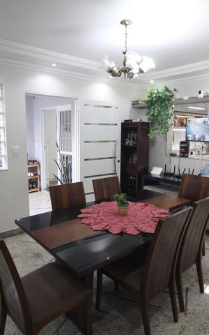 Casa à venda com 500m², 3 quartos e 3 vagasCopa