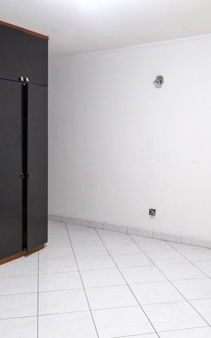 Casa para alugar com 282m², 4 quartos e 3 vagasQuarto 1 suíte