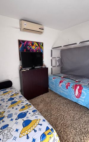 Casa de condomínio à venda com 210m², 5 quartos e 4 vagas Casa de condomínio à venda com 210m², 5 quartos e 4 vagasQuarto 3