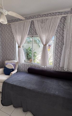 Casa de condomínio à venda com 210m², 5 quartos e 4 vagas Casa de condomínio à venda com 210m², 5 quartos e 4 vagasQuarto 5