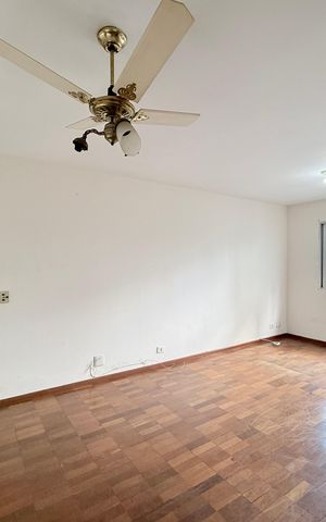 Apartamento à venda com 93m², 3 quartos e 1 vaga Apartamento à venda com 93m², 3 quartos e 1 vagaSala