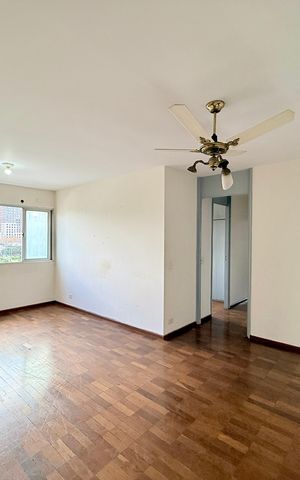 Apartamento à venda com 93m², 3 quartos e 1 vaga Apartamento à venda com 93m², 3 quartos e 1 vagaSala