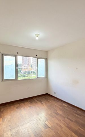 Apartamento à venda com 93m², 3 quartos e 1 vaga Apartamento à venda com 93m², 3 quartos e 1 vagaSala