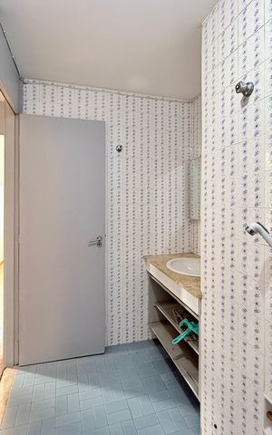 Apartamento à venda com 93m², 3 quartos e 1 vaga Apartamento à venda com 93m², 3 quartos e 1 vagaBanheiro Social