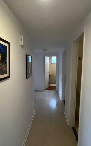 Apartamento à venda com 144m², 3 quartos e 2 vagascorredor 