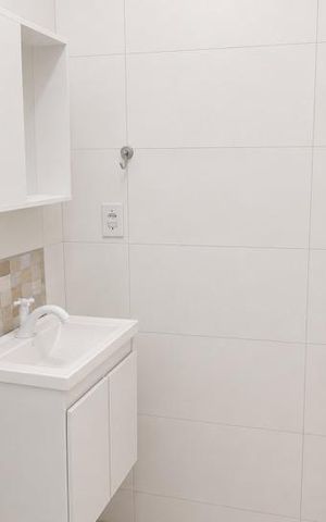 Apartamento para alugar com 44m², 1 quarto e sem vaga Apartamento para alugar com 44m², 1 quarto e sem vagaBanheiro