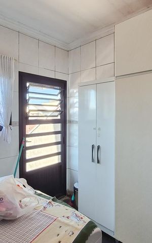 Casa à venda com 250m², 3 quartos e 4 vagas Casa à venda com 250m², 3 quartos e 4 vagasÁrea de Serviço