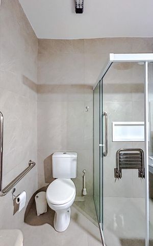 Casa à venda com 60m², 4 quartos e sem vagaBanheiro 2