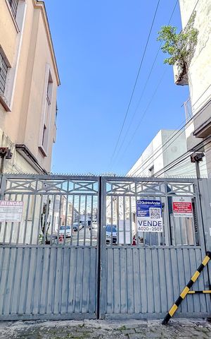 Casa à venda com 60m², 4 quartos e sem vagaFachada com Plaquinha