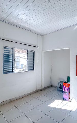 Casa à venda com 60m², 4 quartos e sem vagaQuarto 2