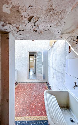 Casa à venda com 60m², 4 quartos e sem vagaÁrea de Serviço