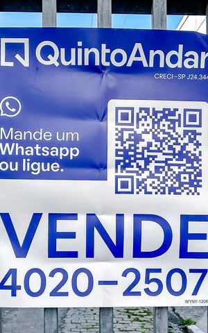 Casa à venda com 60m², 4 quartos e sem vagaPlaquinha