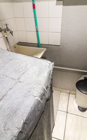 Apartamento à venda com 42m², 2 quartos e 1 vaga Apartamento à venda com 42m², 2 quartos e 1 vagaÁrea de Serviço