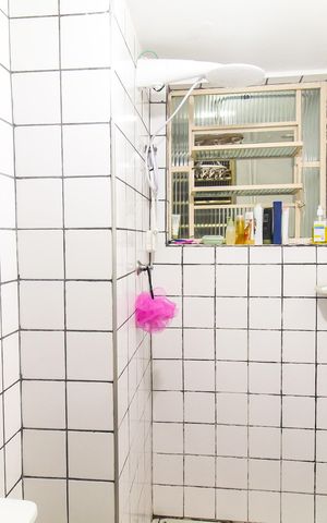 Apartamento à venda com 42m², 2 quartos e 1 vaga Apartamento à venda com 42m², 2 quartos e 1 vagaBanheiro