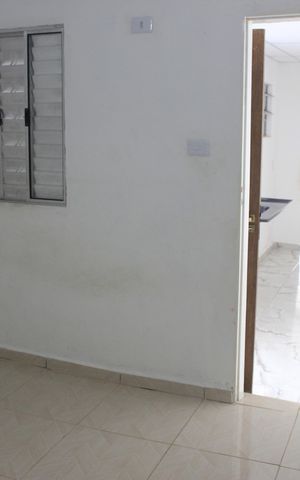 Casa para alugar com 40m², 1 quarto e sem vagaQuarto 