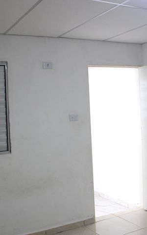 Casa para alugar com 40m², 1 quarto e sem vagaQuarto 
