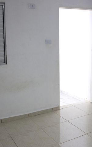 Casa para alugar com 40m², 1 quarto e sem vagaQuarto 