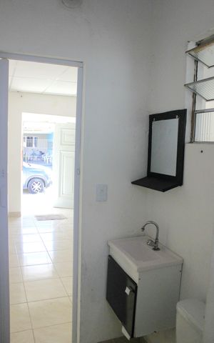 Casa para alugar com 40m², 1 quarto e sem vagaBanheiro 
