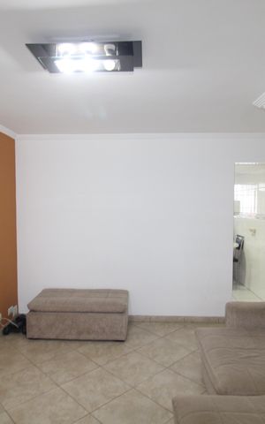 Casa à venda com 145m², 2 quartos e 1 vagaSala