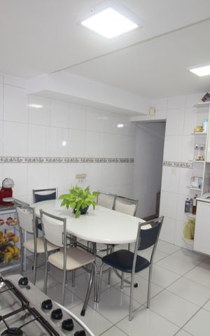 Casa à venda com 145m², 2 quartos e 1 vagaCozinha