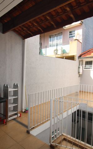 Casa à venda com 145m², 2 quartos e 1 vagaÁrea de Serviço