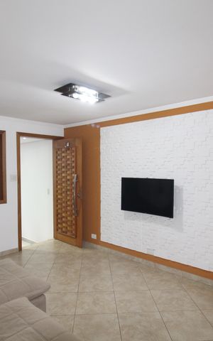 Casa à venda com 145m², 2 quartos e 1 vagaSala