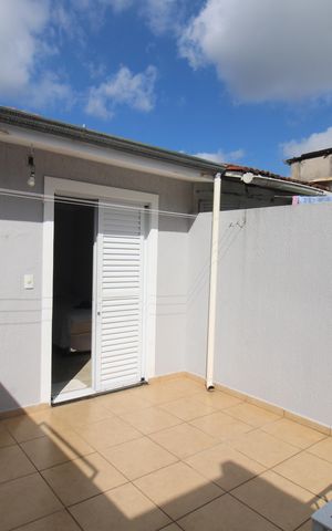 Casa à venda com 145m², 2 quartos e 1 vagaÁrea de Serviço