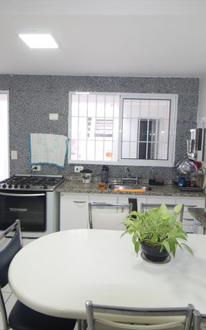Casa à venda com 145m², 2 quartos e 1 vagaCozinha