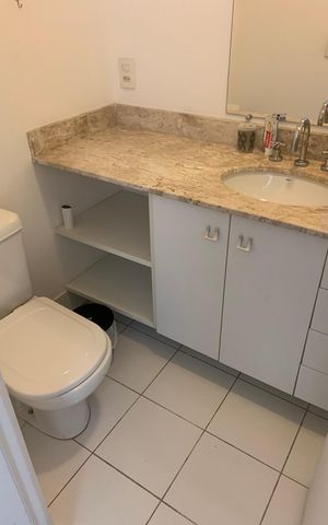 Apartamento à venda com 61m², 2 quartos e 2 vagas Apartamento à venda com 61m², 2 quartos e 2 vagasBanheiro