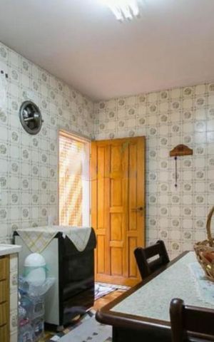 Casa à venda com 110m², 2 quartos e 2 vagas