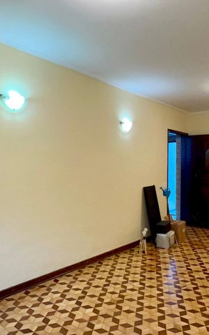 Casa à venda com 186m², 3 quartos e 2 vagas Casa à venda com 186m², 3 quartos e 2 vagasSala