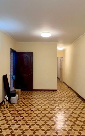 Casa à venda com 186m², 3 quartos e 2 vagas Casa à venda com 186m², 3 quartos e 2 vagasSala
