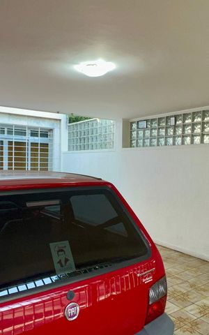 Casa à venda com 186m², 3 quartos e 2 vagas Casa à venda com 186m², 3 quartos e 2 vagasGaragem