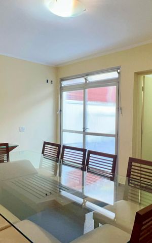 Casa à venda com 186m², 3 quartos e 2 vagas Casa à venda com 186m², 3 quartos e 2 vagasEdícula
