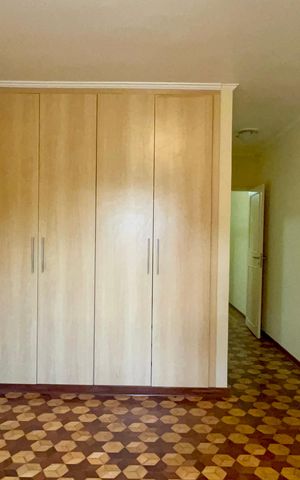 Casa à venda com 186m², 3 quartos e 2 vagas Casa à venda com 186m², 3 quartos e 2 vagasSuite