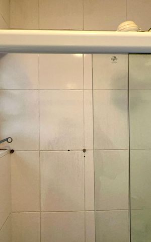 Casa à venda com 186m², 3 quartos e 2 vagas Casa à venda com 186m², 3 quartos e 2 vagasBanheiro de serviço
