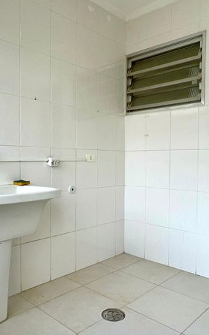 Casa à venda com 186m², 3 quartos e 2 vagas Casa à venda com 186m², 3 quartos e 2 vagasÁrea de Serviço