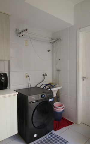 Casa de condomínio à venda com 120m², 4 quartos e 2 vagasÁrea de Serviço