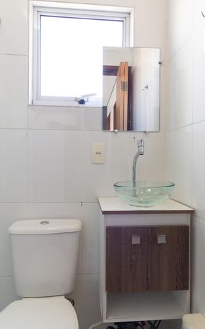 Casa à venda com 150m², 3 quartos e 1 vaga Casa à venda com 150m², 3 quartos e 1 vagaBanheiro 1
